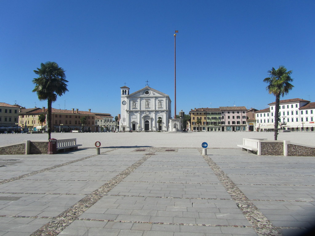 Palmanova