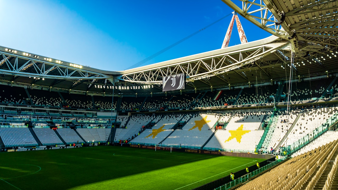 Allianz Stadium ricorda Franco Baresi